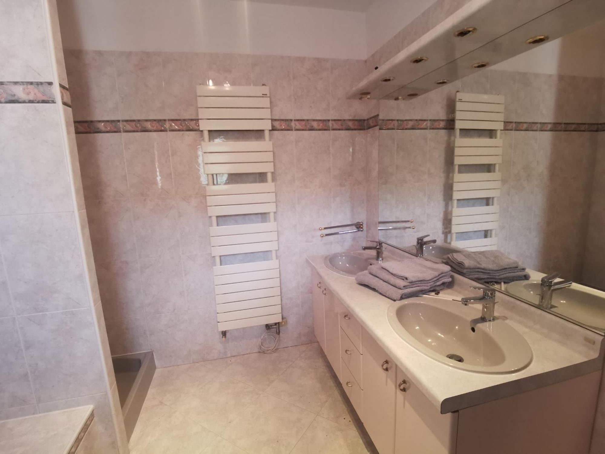 Le Loriot Villa Auriol Екстериор снимка
